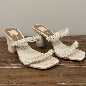 Dolce Vita Noel Vanilla Pearls 7.5